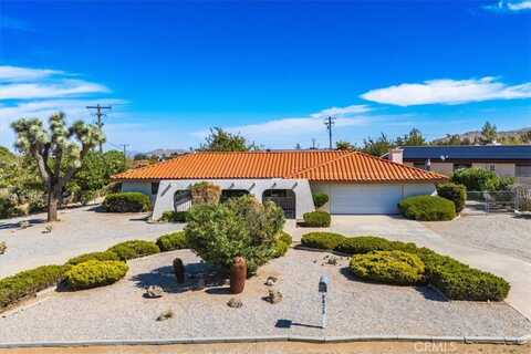 8825 San Vincente Drive, Yucca Valley, CA 92284