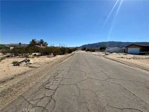 6325 Palm View Avenue, 29 Palms, CA 92277
