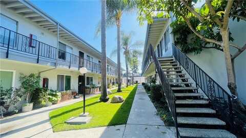 5500 Ackerfield Avenue, Long Beach, CA 90805