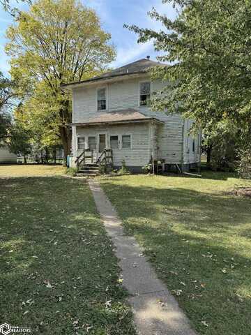 328 N G Street, Oskaloosa, IA 52577