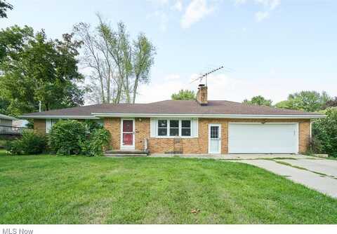 927 Nola Avenue, Barberton, OH 44203