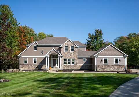 14625 Chatham Glen Drive, Novelty, OH 44072