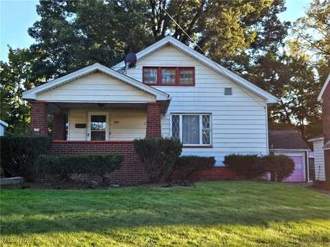 933 Winona Drive, Youngstown, OH 44511