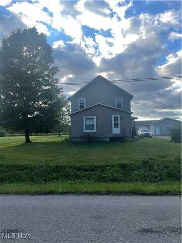 437 Stanhope Kelloggsville Road, Dorset, OH 44032