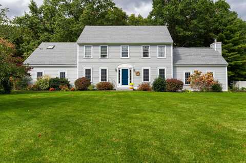 18 Colonial Drive, Litchfield, NH 03052