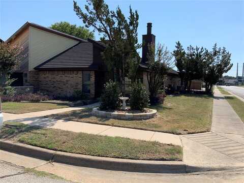 300 Mountain View Court, Bedford, TX 76021