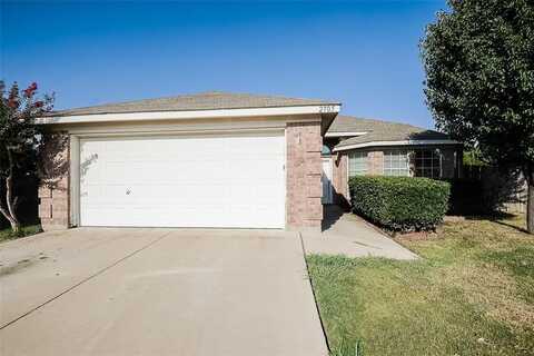 2705 Wildridge Court, Fort Worth, TX 76108