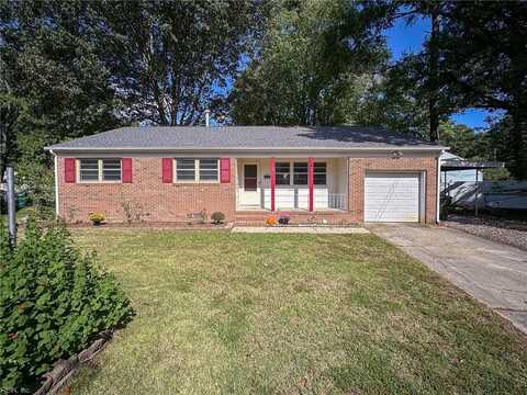 28 Effingham Place, Newport News, VA 23608