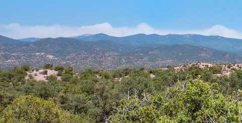 5 Callecita Jose, Santa Fe, NM 87506