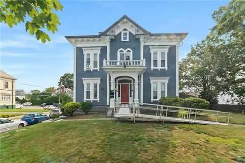 98 Summit Street, Pawtucket, RI 02860