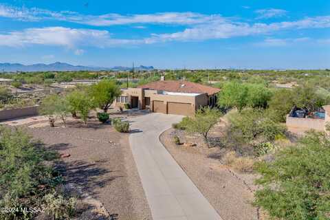 12009 N Washbed Drive, Oro Valley, AZ 85755