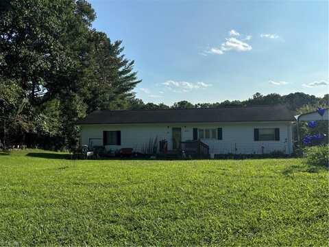 5249 Forbush Road, East Bend, NC 27018