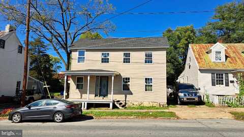 318 W LIBERTY STREET, CHARLES TOWN, WV 25414