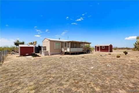 6705 E Red Barrel Drive, Yucca, AZ 86438