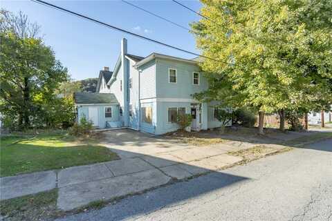 412 Armstrong Ave, Apollo, PA 15613