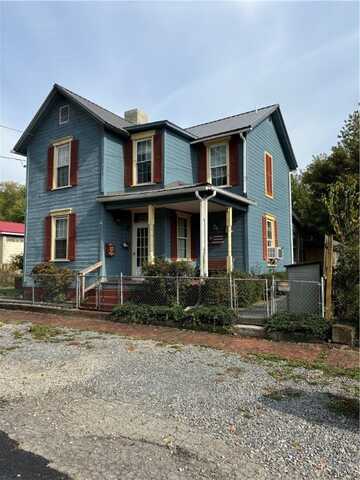 37 N Water St, Marion, PA 15474