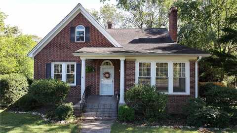 111 N Main Street, Due West, SC 29639