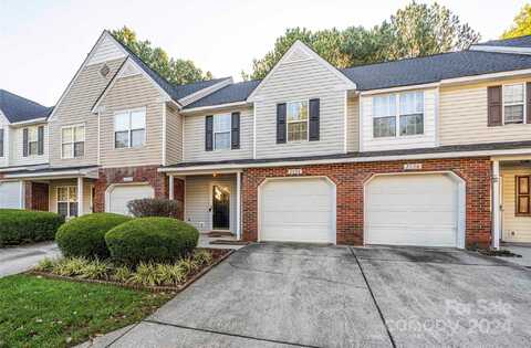 2038 University Heights Lane, Charlotte, NC 28213