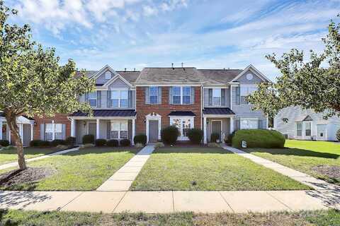 4920 Sunburst Lane, Charlotte, NC 28213