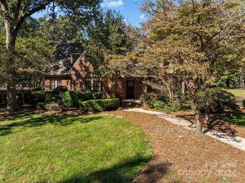 104 W Colonial Drive, Salisbury, NC 28144