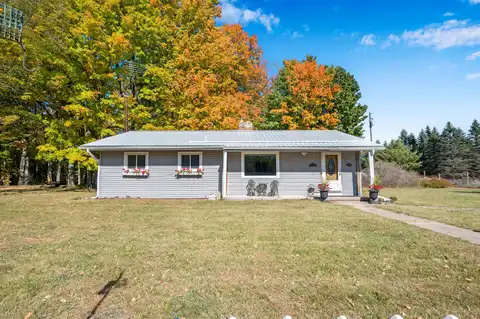 21598 Sylvan Road, Reed City, MI 49677