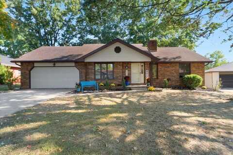 3846 S Virginia Place, Springfield, MO 65807