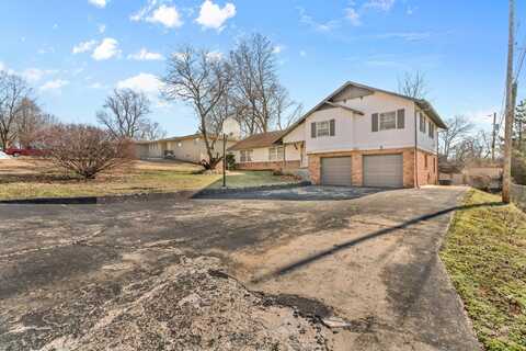 3120 E Wilshire Drive, Springfield, MO 65804