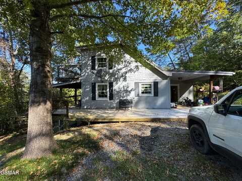 838 Browns Chapel Road, Parrottsville, TN 37843