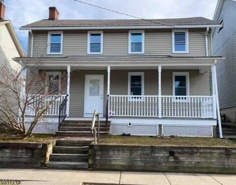 26 Willow Ave, Bloomsbury, NJ 08804