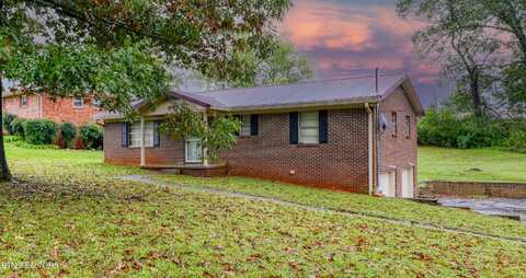 1652 Forest Heights Circle, Lenoir City, TN 37772