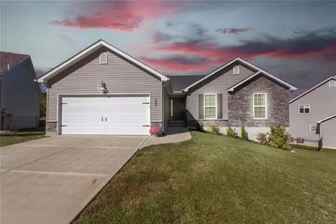 207 Regal Court, Herculaneum, MO 63048