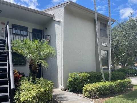 1250 S Military Trl, Deerfield Beach, FL 33442