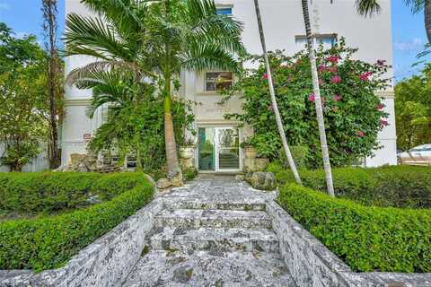 4035 N Meridian Ave, Miami Beach, FL 33140