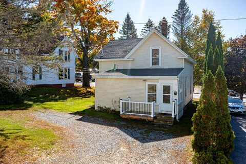 706 Lisbon Street, Lisbon, ME 04252