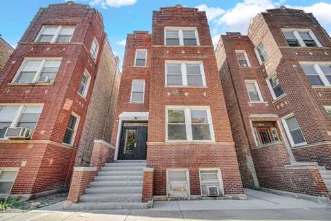 2620 N Ridgeway Avenue, Chicago, IL 60647