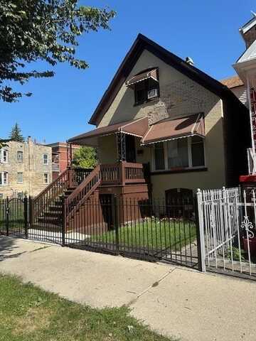 607 N Ridgeway Avenue, Chicago, IL 60624