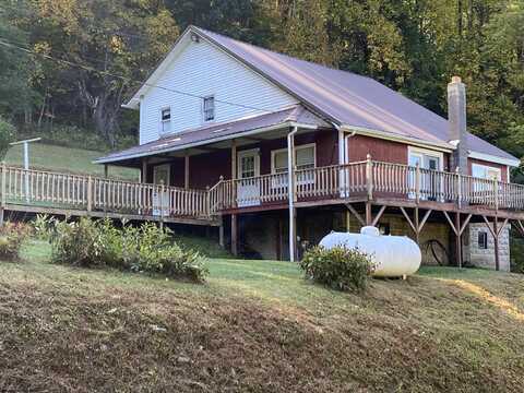 2126 Location Road, Parsons, WV 26287