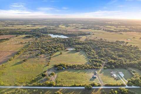 5076 County Road 4010, Blooming Grove, TX 76626