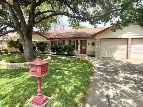 4315 Kirkwood Dr, Odessa, TX 79762