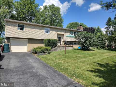 8379 OXFORD CIRCLE, WAYNESBORO, PA 17268