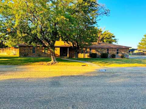 2102 SW 23rd Avenue, Perryton, TX 79070