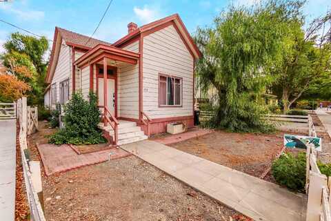 772 McLeod St, Livermore, CA 94550