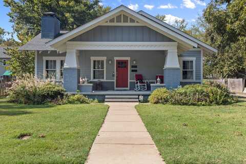 1211 Davis Street, Conway, AR 72034