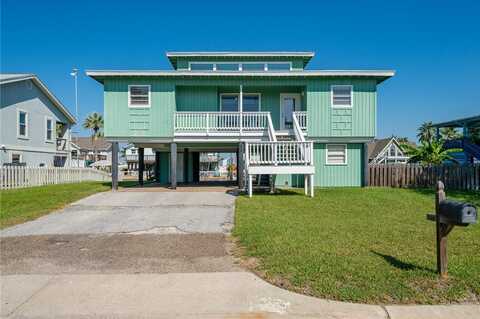 17 Flamingo Rd, Rockport, TX 78382