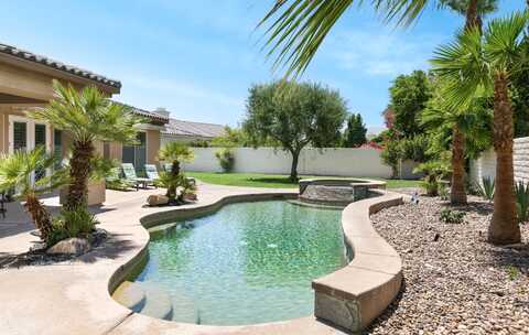 37 Abby Road, Rancho Mirage, CA 92270