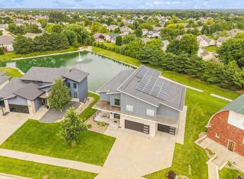 1155 SE Grant Woods Court, Waukee, IA 50263