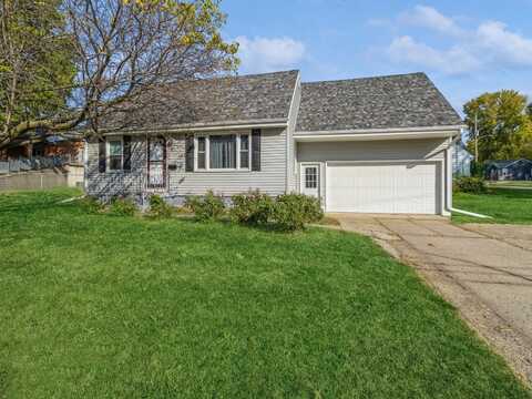 1211 Watrous Avenue, Des Moines, IA 50315