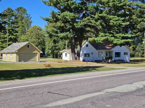 8158 Pine St, Germfask, MI 49836