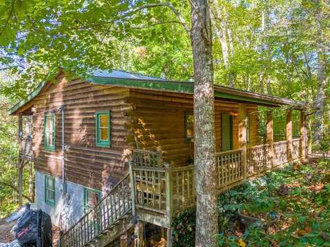 682 Lilly Lane, Whittier, NC 28789