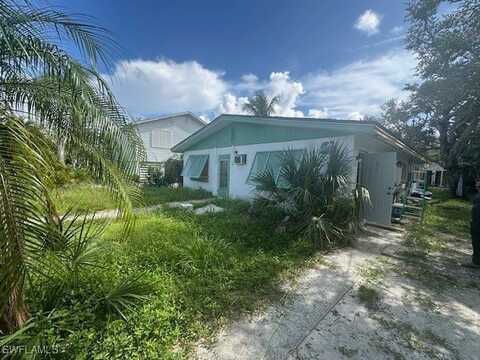 123 Falkirk Street, Fort Myers Beach, FL 33931